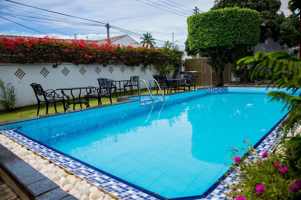 Suriya Arana Bed & Breakfast เนกอมโบ ภายนอก รูปภาพ